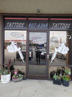 Front of tattoo shop, now pork chop tattoo shop