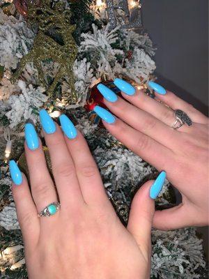 Holiday nails