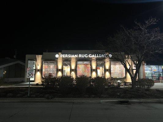 Store Front picture of the new beautiful gallery