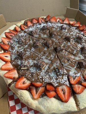 Special dessert pizza Nutella