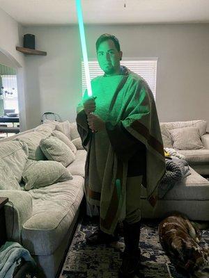 Qui gon with lightsaber