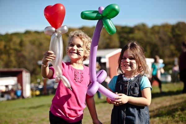 Fall Family Fun Days Saturdays from mid-September to late October at Weaver's Orchard.