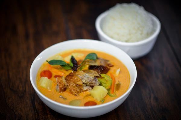 Pineapple red curry