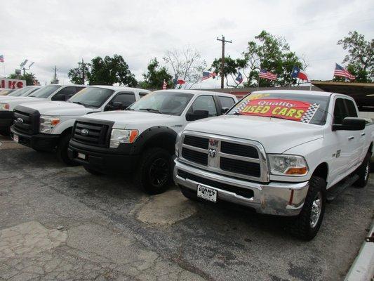 Large selection of Crew Cab Chevy_Ford_Gmc_Dodge_Toyota and also 3/4 ton _F250's and 2500's