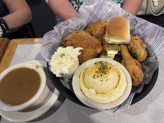 Fried chicken dinner