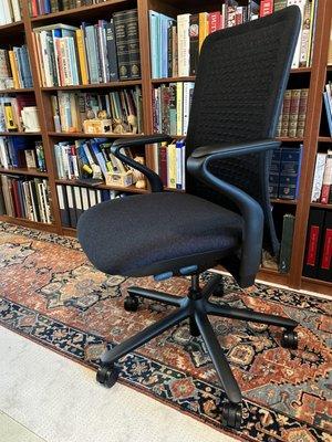 Verve desk chair in home office