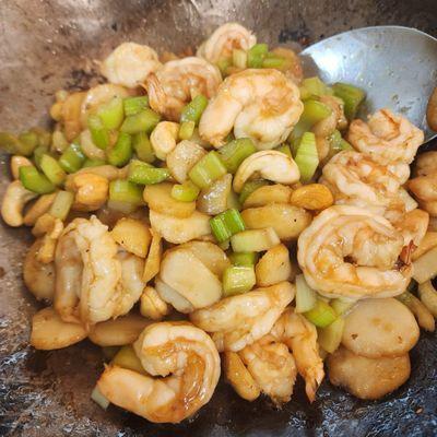 Cashew Prawns