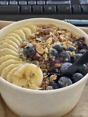 Angry Trainer açaí bowl