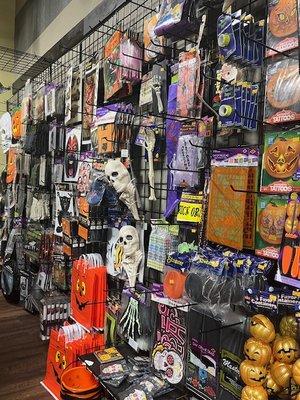 Halloween Express
2230 Otay Lake Rd
Chula Vista, CA 91915
Former Rite Aid Pharmacy, Across from Target in East Lake

619-779-4452