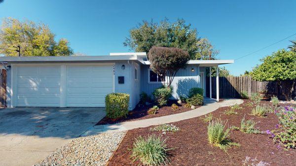 East Palo Alto Beauty...SOLD!