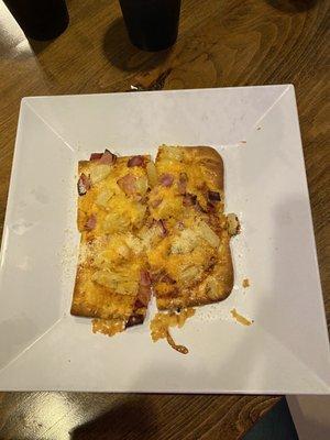 Ham and pineapple flatbread