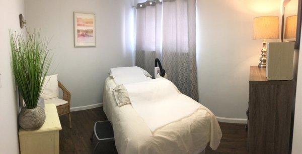 One of our four peaceful and tranquil treatment rooms