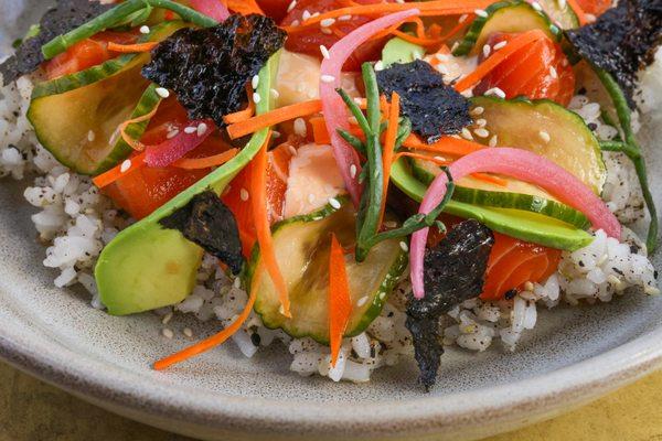 SALMON POKE / Sushi Rice / Nori / Marinated Cucumber (Lunch Only)