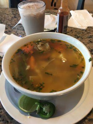 Sopa de res