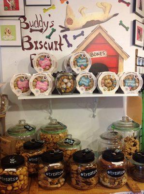 Great Biscuit Bar!  Never have to read a label, All food, treats always USA!