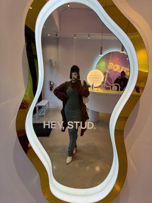 Stud mirror