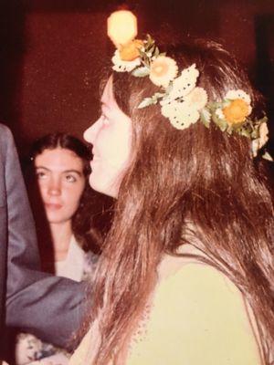 Side view of 1973 headpiece