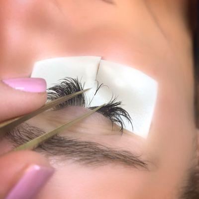 Healthy lash growth with great retention!