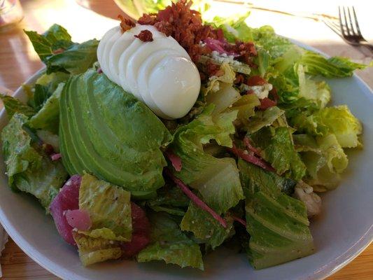 Avo-cobbo salad (w/chicken)