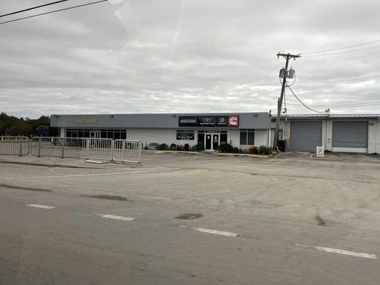 Exterior of Freightliner from Orange Avenue in Fort Pierce, FL