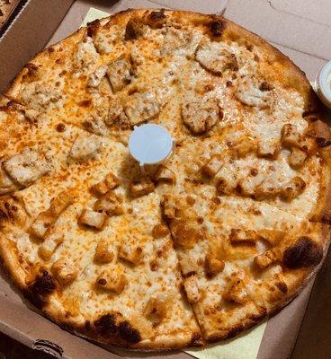 Buffalo wing pizza