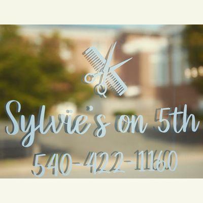 Sylvie's On 5th