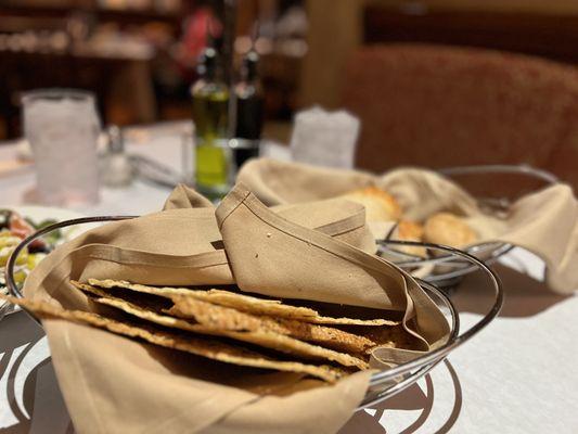 Bread and cheese crisps