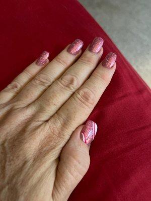 Gel nails with thumb design