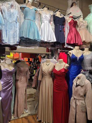 Damas and formal dresses