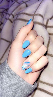 nails