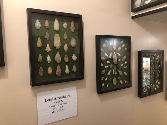 Locally found arrowheads