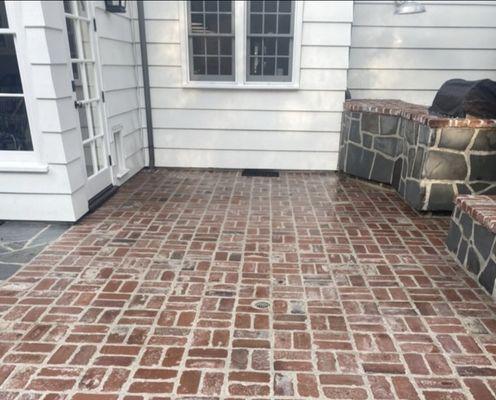 Power washing patio(after)