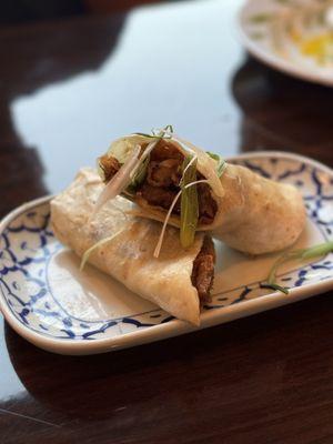 Crispy duck rolls