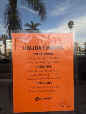 Holiday hours 2023. Plan your fitness.