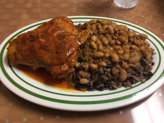 Stewed chicken, Black beans with rice and a bean sauce. Yum!