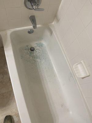 Move in bathtub in room A