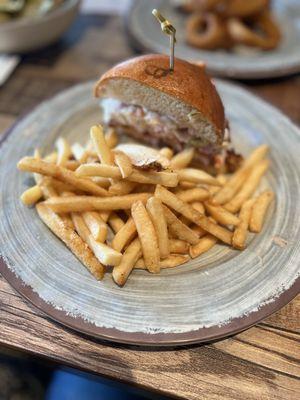 Nashville hot chicken sandwich with fries - half