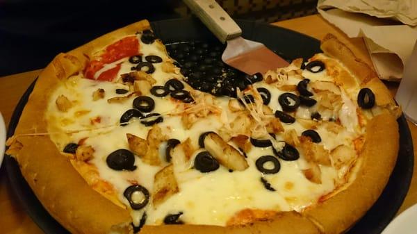 $5 for 2 toppings pizza olives and chicken