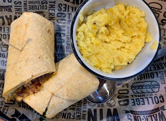 Gator wrap with corn grits