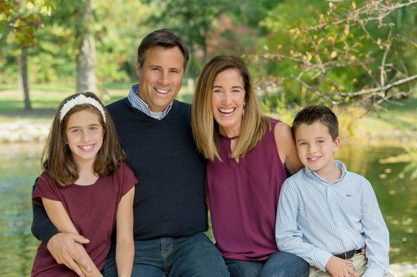 Location family photo shoot in the fall.