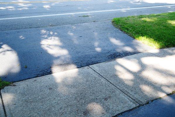 Poor quality paving  by Western NY Sealing&Paving