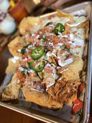 Happy hour: nachos (chicken)