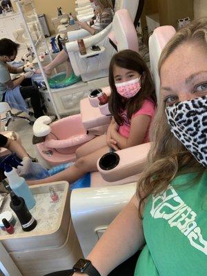 Mommy daughter mani pedis