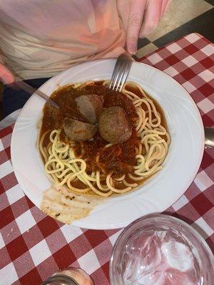 Spaghetti with meatballs