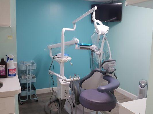 Dental Treatment room 1