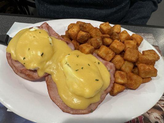 Eggs Benedict