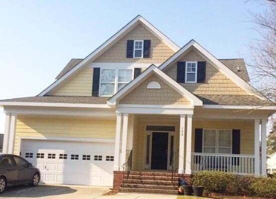 We installed James Hardie ColorPlus to this stunning home. Straight Shake, Lap Siding & Trim were used to add charm to the Charleston home!