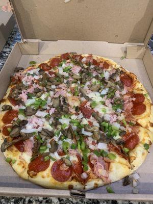 Deluxe pizza