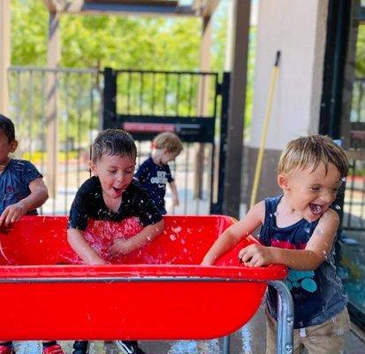 Waterplay!