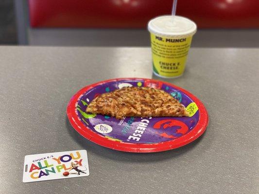 Personal pizza with refillable drink and game playing pass.